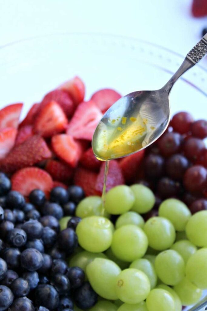 Pioneer Woman Fruit Salad With Orange Vanilla Dressing