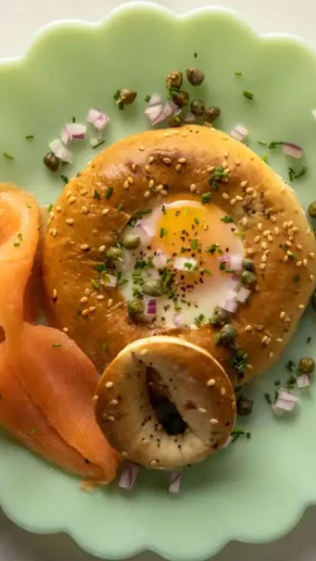 Pioneer Woman Bagel Egg In A Hole