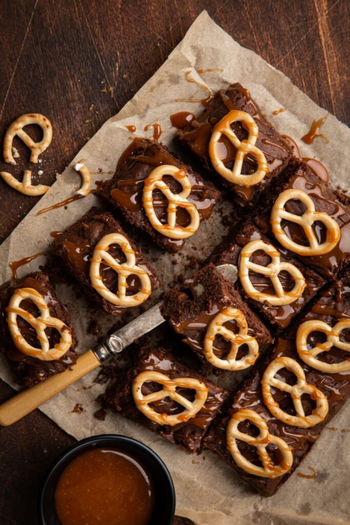 Pioneer Woman Pretzel Brownies