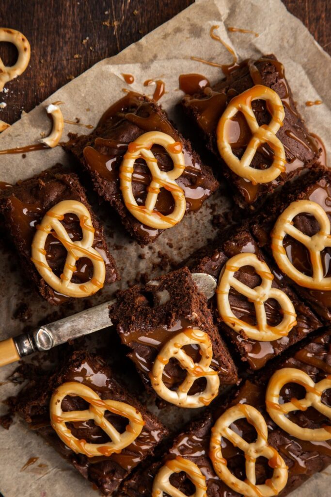 Pioneer Woman Pretzel Brownies