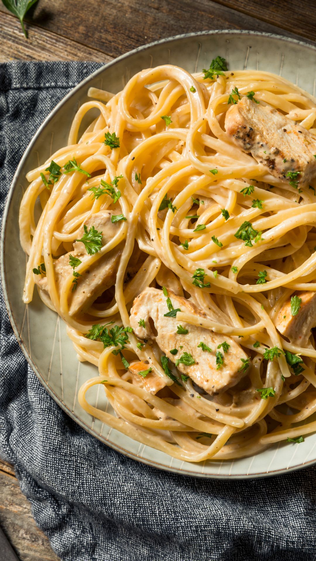 Pioneer Woman Chicken Fettuccine Alfredo