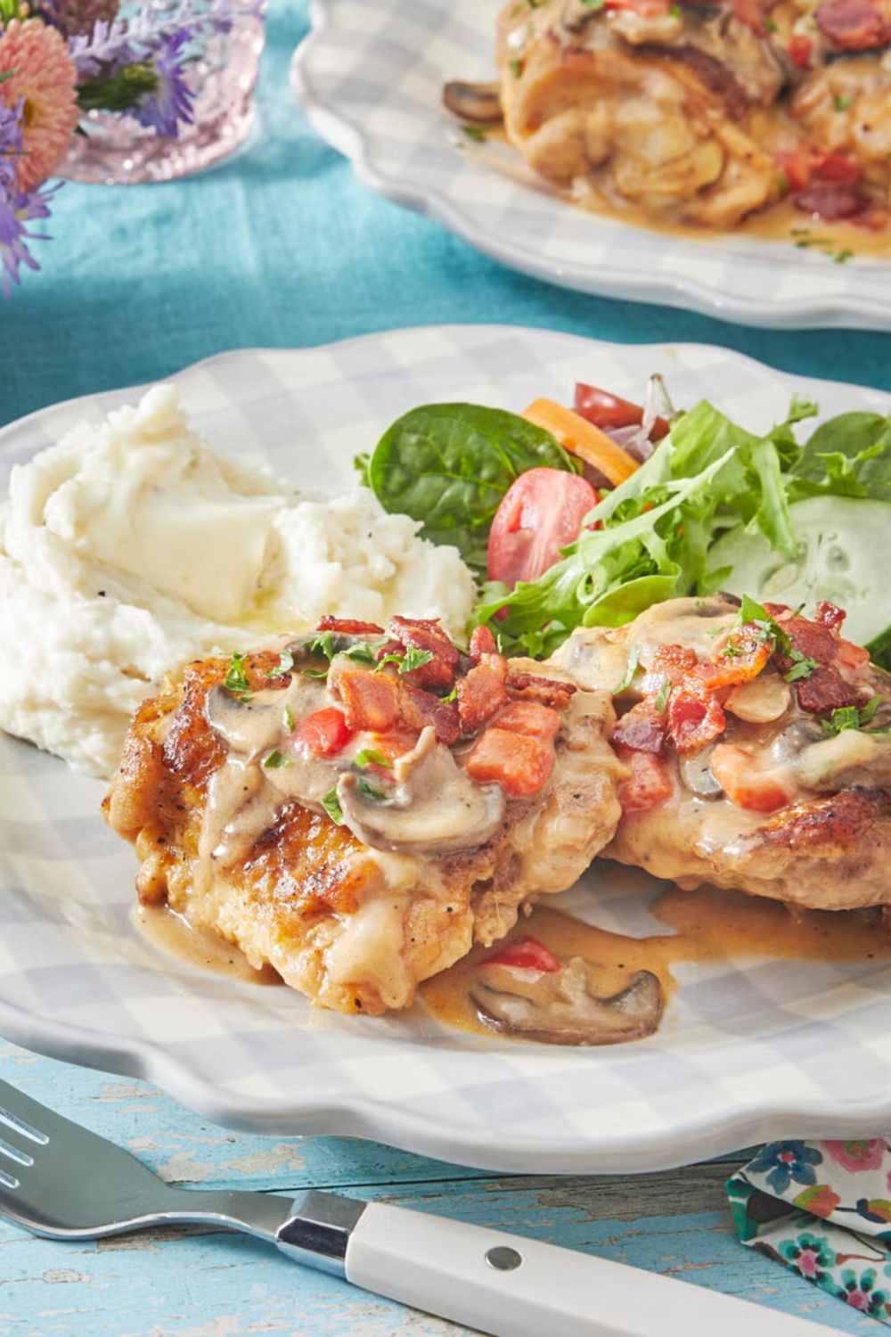 Pioneer Woman Smothered Chicken